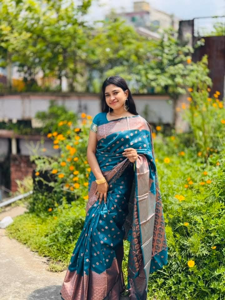 Soft silk katan saree combo — image 3