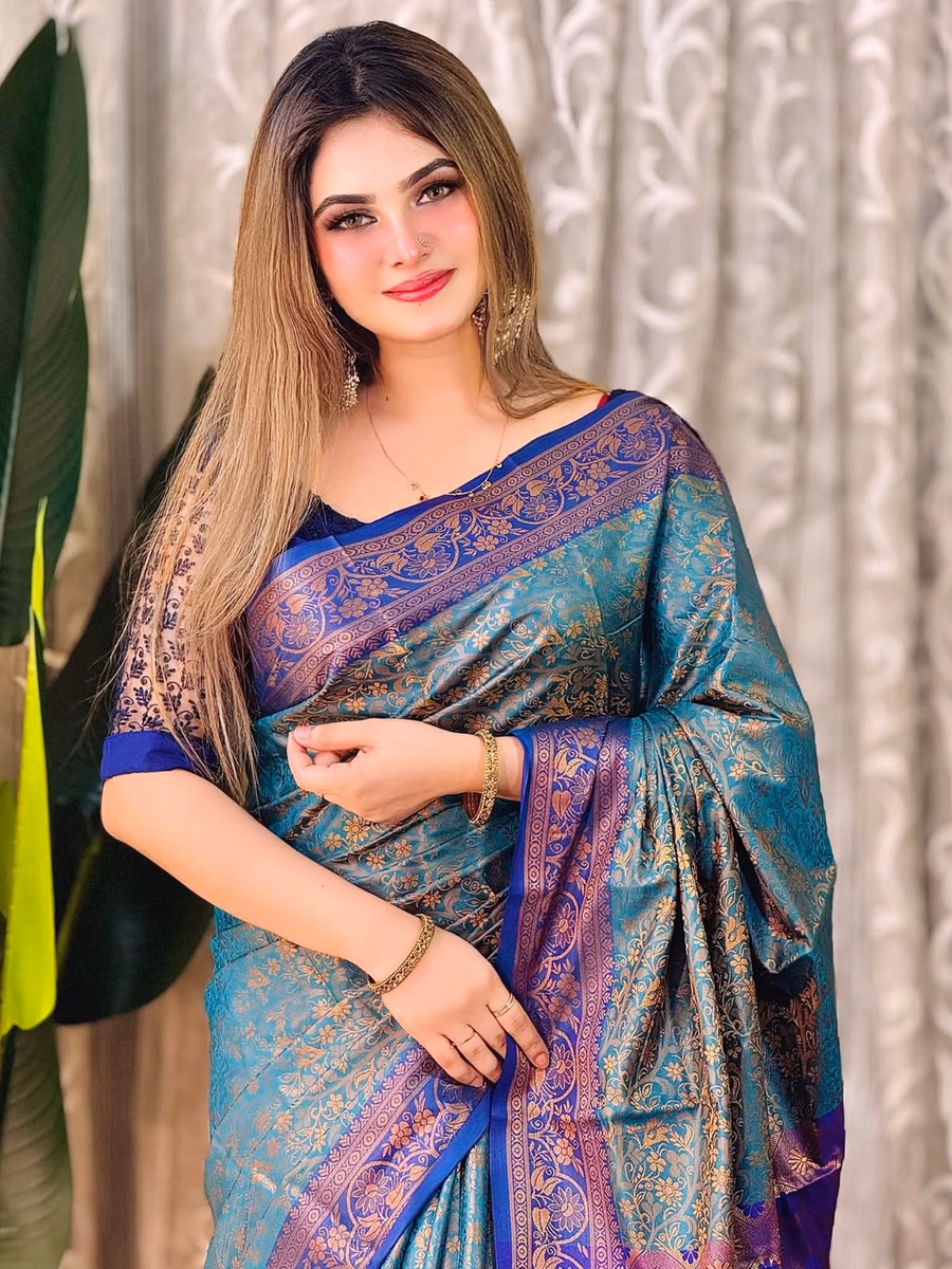 kanchi katan se green saree combo — image 3