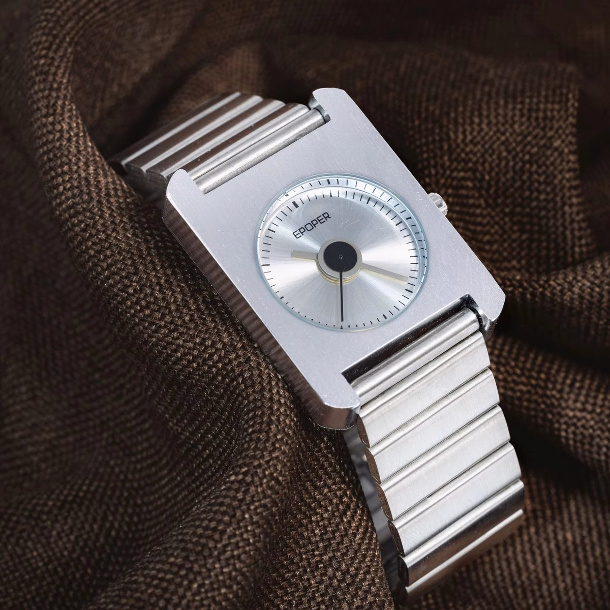 Elegant Square Quartz Watch Stainless Steel Luxury Wristwatch — image 2