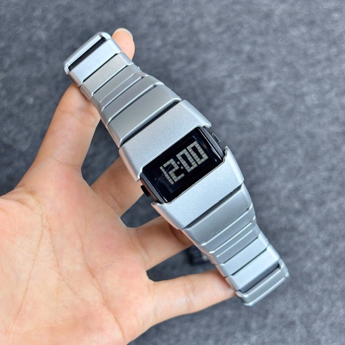 Men's Retro Y2K Block Digital Display Square Watch