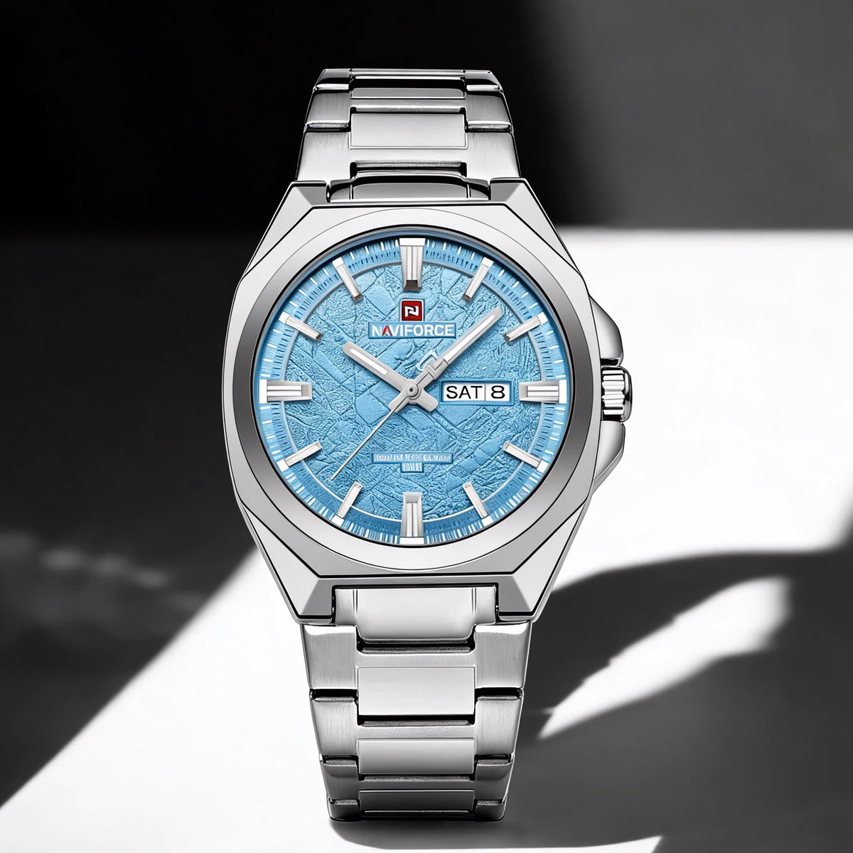 Naviforce Men's Luxury Quartz Watch with Calendar