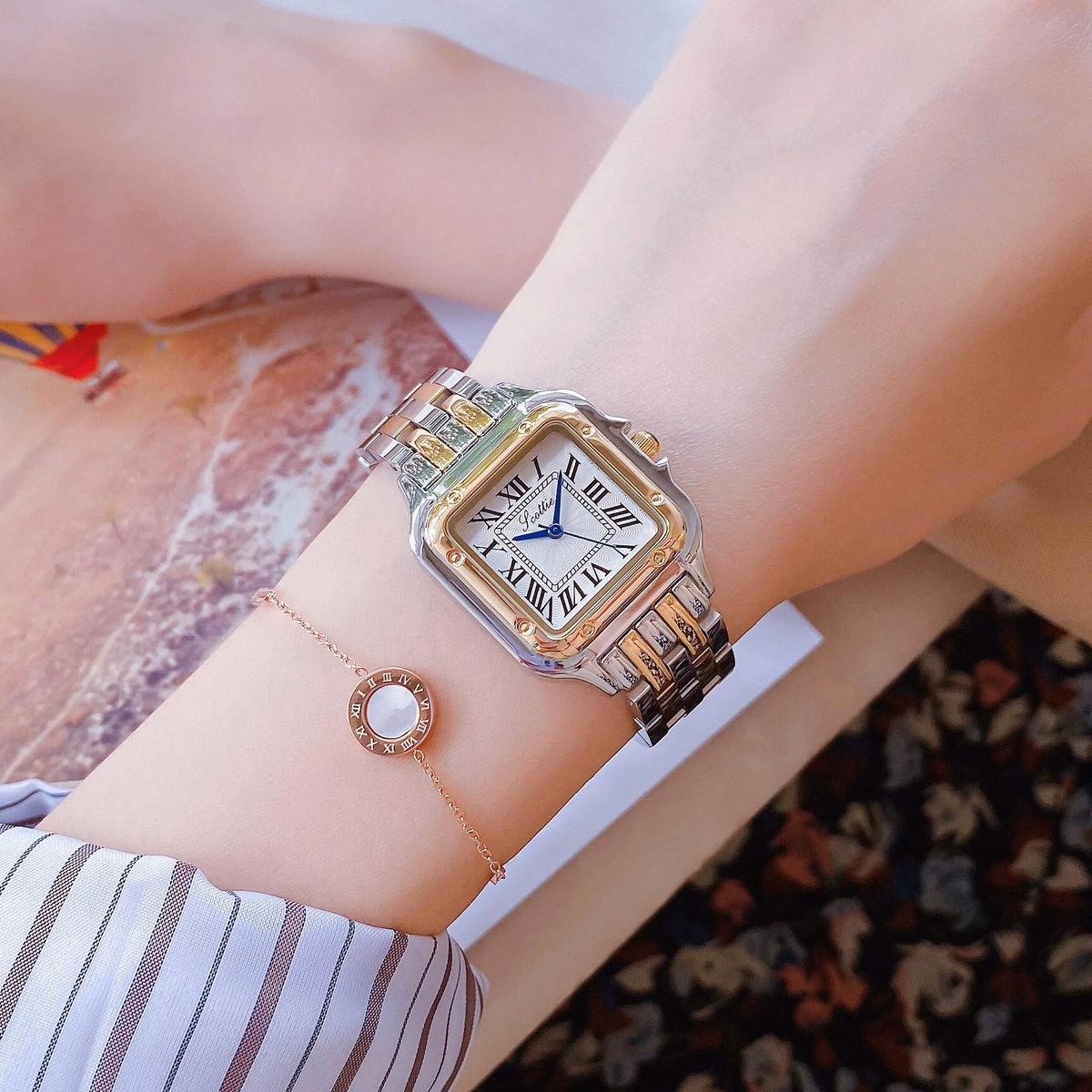 Scottie 9100 Luxury Women's Quartz Watch - Gold — image 2