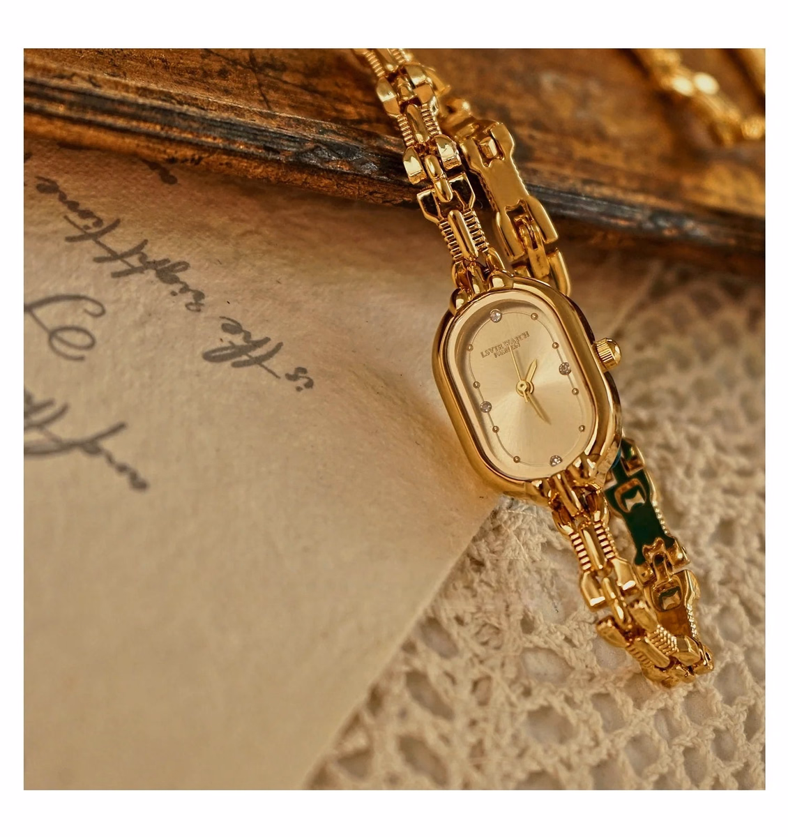 Luxury Medieval Retro Women's Quartz Watch - Waterproof — image 2