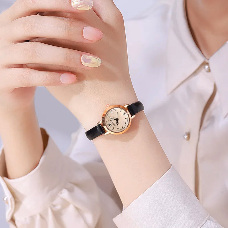 Retro Leather Strap Ladies Quartz Watch — image 2