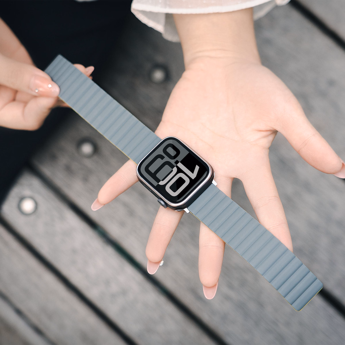 CM Ultra Magnetic Silicone Watch Band — image 3