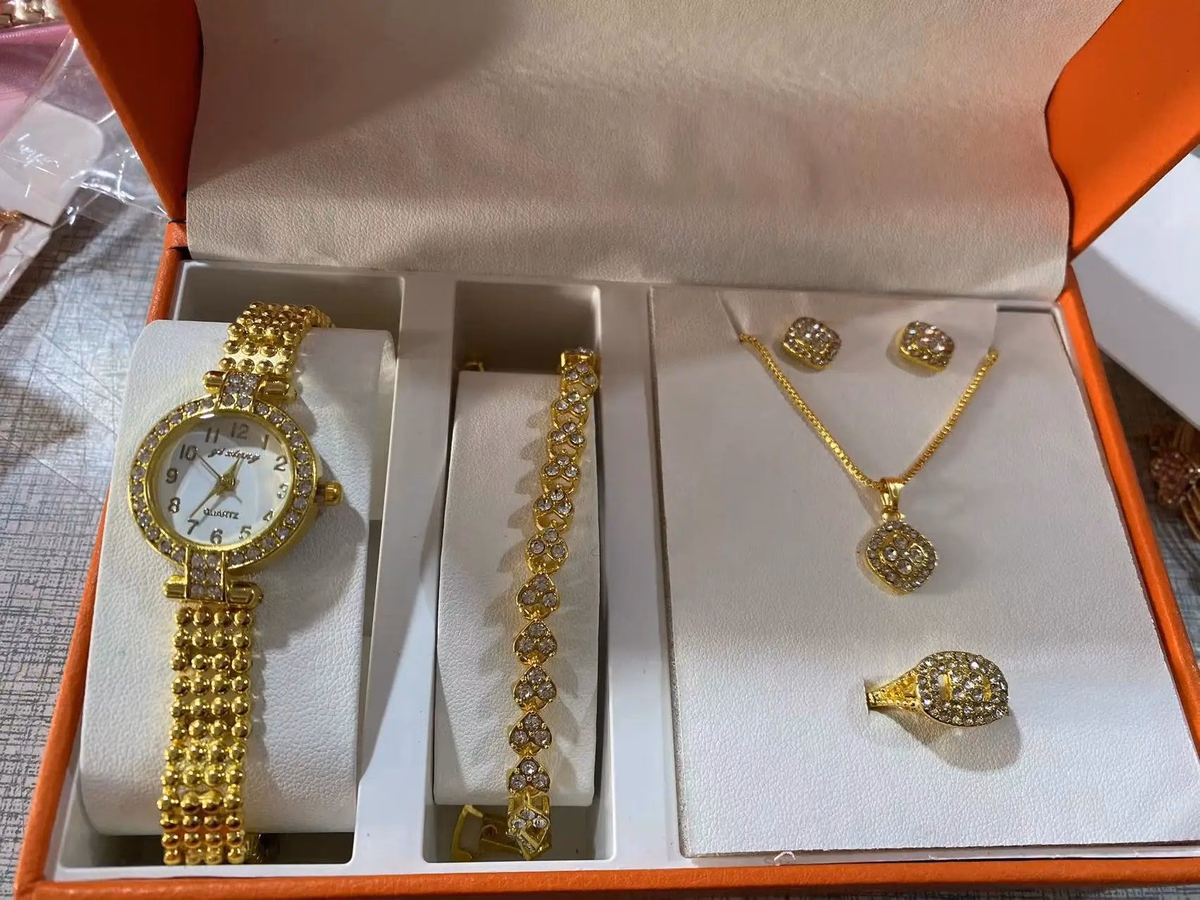 Elegant Women's Watch & Jewelry Set with Necklace, Bracelet, Earrings — image 15