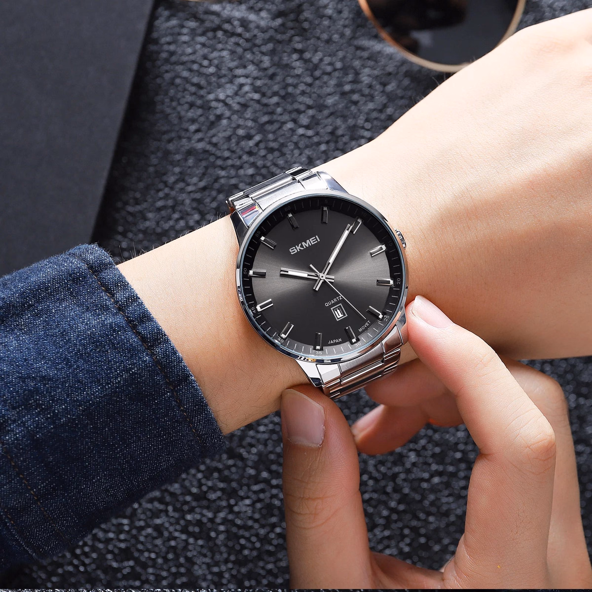 Men's Waterproof Quartz Watch — image 3