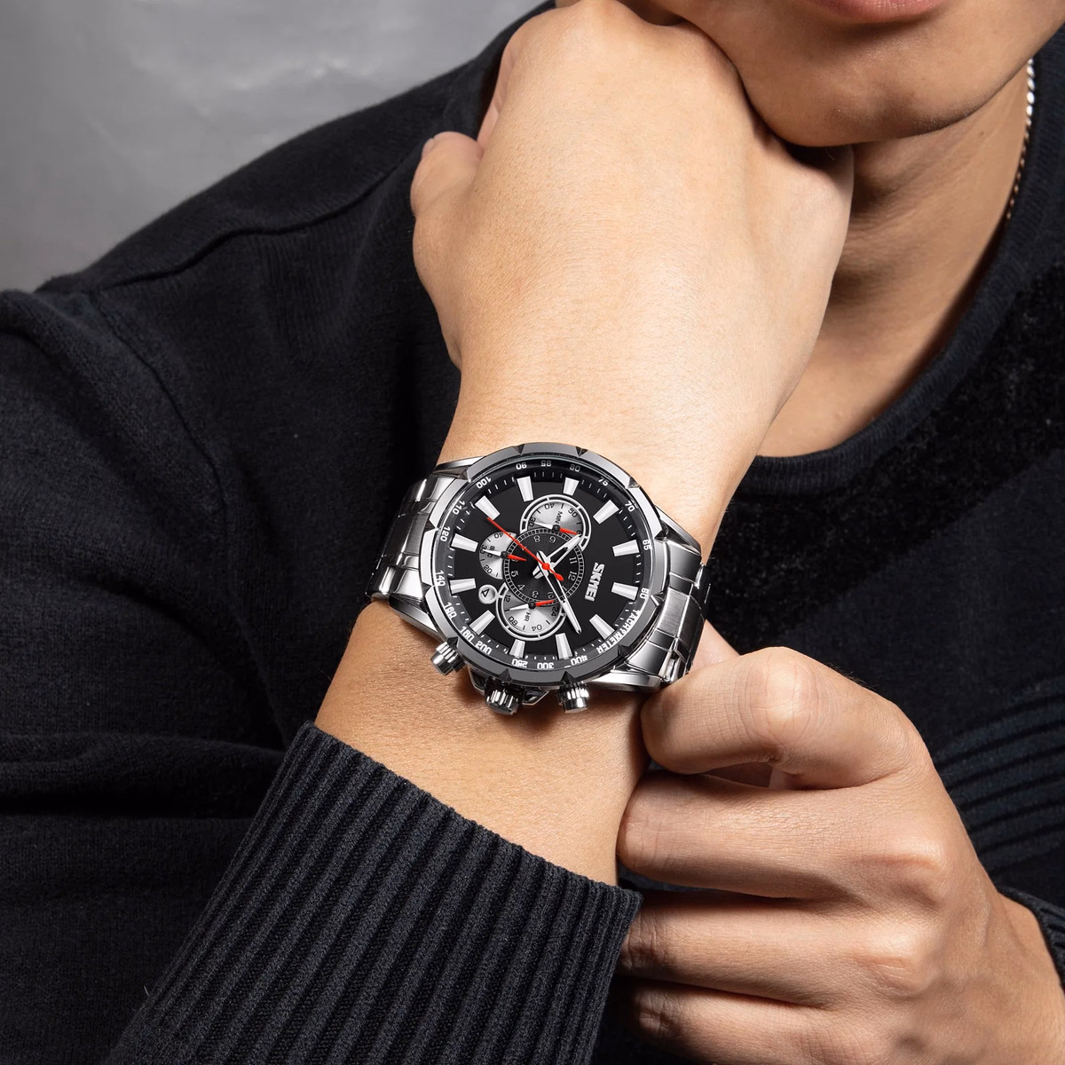Men's Quartz Watch - High-End, Fashionable — image 4