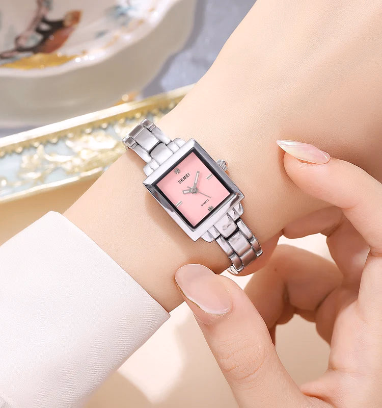 Women's Luxury Quartz Watch — image 4